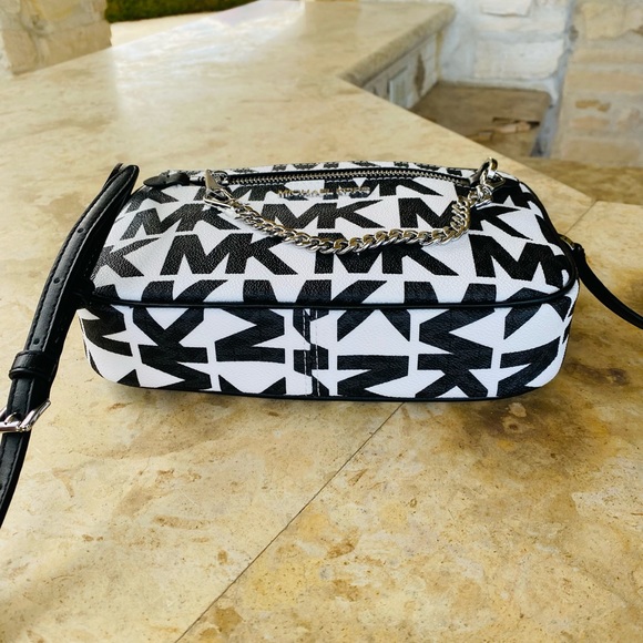 Michael Kors Graphic MK Large EW chain Xbody crossbody&wallet black white - Picture 5 of 12